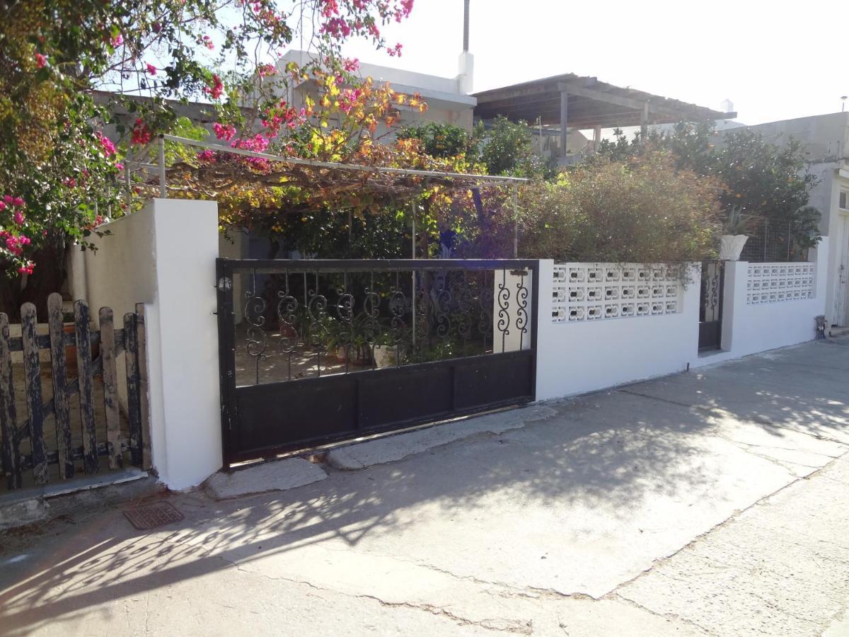 Cozy Citrus Garden House By The Seaside. Villa Chones Exterior photo