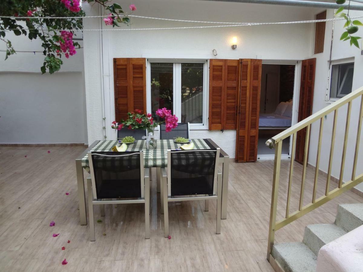 Cozy Citrus Garden House By The Seaside. Villa Chones Exterior photo